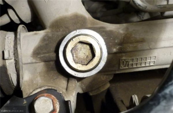 Как подтягивать рулевую рейку правильно: что нужно знать