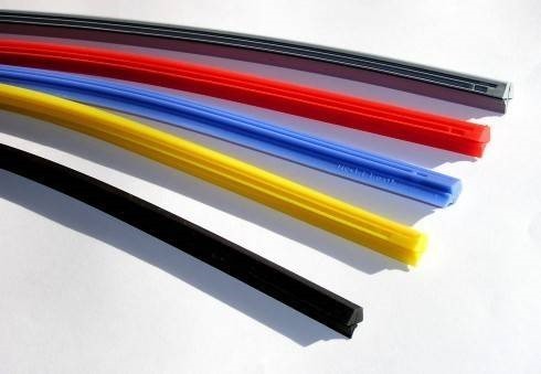 Как заменить резинки стеклоочистителя самому: что нужно знать