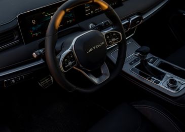 Ностальгия по Mercedes: первое знакомство с большим кроссовером Jetour X70 Plus Ностальгия по Mercedes: первое знакомство с большим кроссовером Jetour X70 Plus