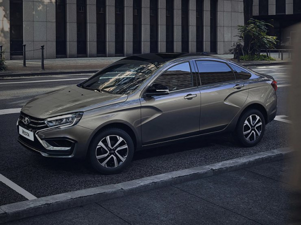 Озвучены сроки появления китайского &laquo;автомата&raquo; на LADA Vesta