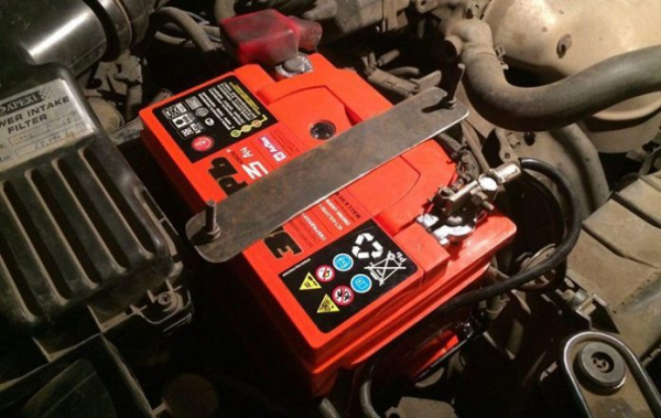 Плотность электролита в аккумуляторе: как проверить и повысить