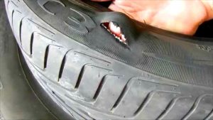 Ремонт бокового пореза шины или замена шины: на что обратить внимание