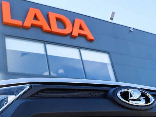 Стали известны новые подробности о бюджетной LADA Iskra