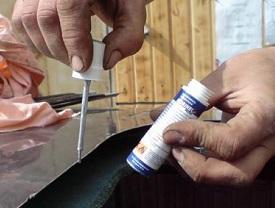 Устанавливаем люк на крышу авто