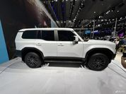 В Россию привезут новый Toyota Land Cruiser Prado В Россию привезут новый Toyota Land Cruiser Prado