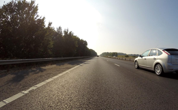 Водителей в России предупредили о штрафе 15 тыс. рублей за две буквы в правах