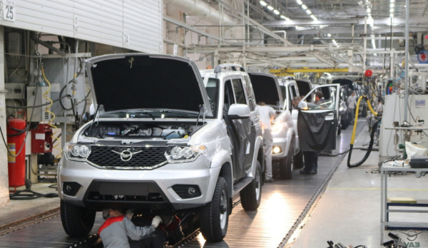 Выпуск внедорожников УАЗ с двигателем &laquo;Евро-5&raquo; возобновится в 2024 году