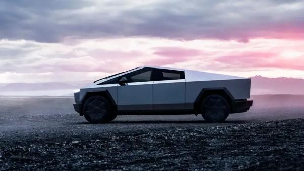 В России продаётся новый электрический пикап Tesla Cybertruck