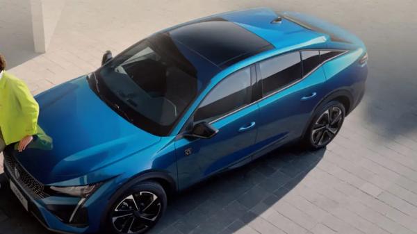 На рынок России приехал стильный кроссовер Peugeot