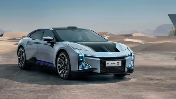 Автоблогеры и эксперты выбрали &laquo;Новинку года &ndash; 2023&raquo; от Авто.ру