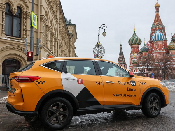 Бизнесмены выступили против локализации автомобилей такси Бизнесмены выступили против локализации автомобилей такси