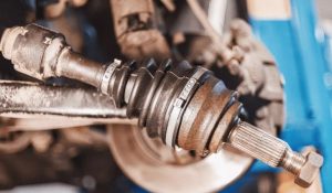 Хруст в колесе при повороте: хрустит &laquo;граната&raquo; и как определить