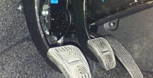 Как заменить тросик сцепления Лада Гранта Как заменить тросик сцепления Лада Гранта