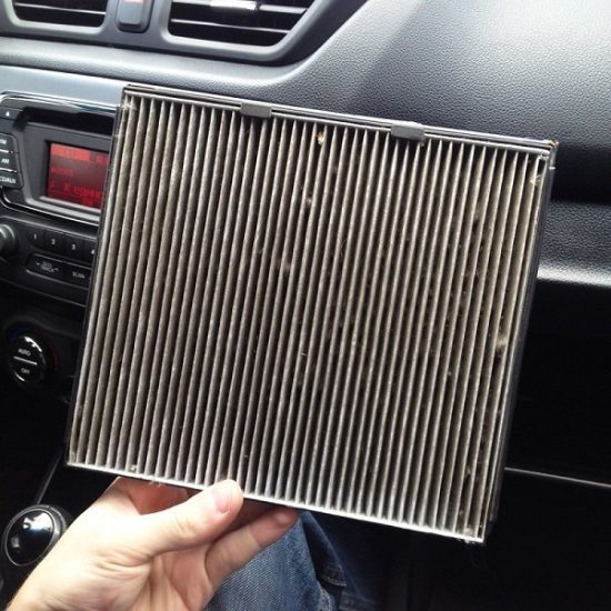 Салонный фильтр Киа Рио: как заменить самому Салонный фильтр Киа Рио: как заменить самому