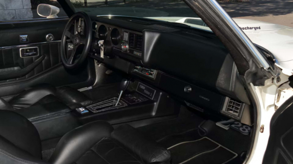 Таким редких Camaro с турбомотором всего три на всю планету и один из них продается