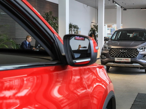 Великая китайская цена: склады забиты автомобилями, карманы покупателей пусты