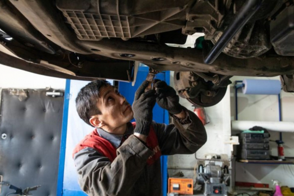 Как качественно и недорого отремонтировать автомобиль в России в 2024 году