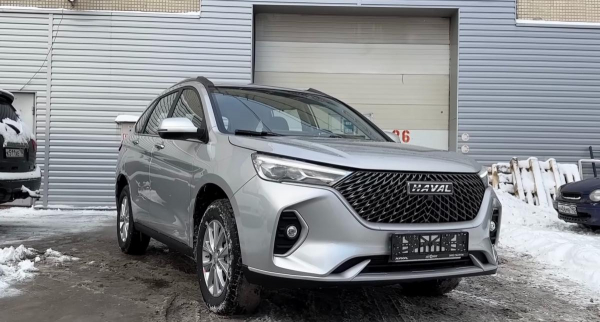 Как китайцы сэкономили на нас: автоблогер оценил новый Haval M6 Как китайцы сэкономили на нас: автоблогер оценил новый Haval M6