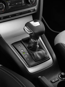 Как определить коробку: DSG или автомат