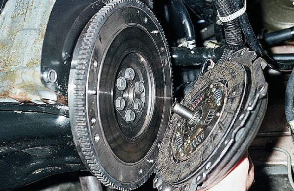 Как поменять сцепление: как ставить диск сцепления