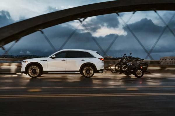 Кроссоверы Mazda CX-90 снова отзывают из-за рулевого управления