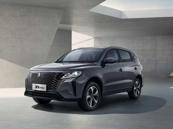 Livan объявил о запуске программы бесплатной помощи на дорогах