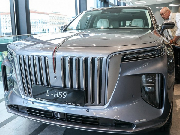 Нашли подход: Hongqi похвасталась результатами первого года работы в России