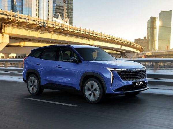 Новый Geely Atlas поступил в продажу в России