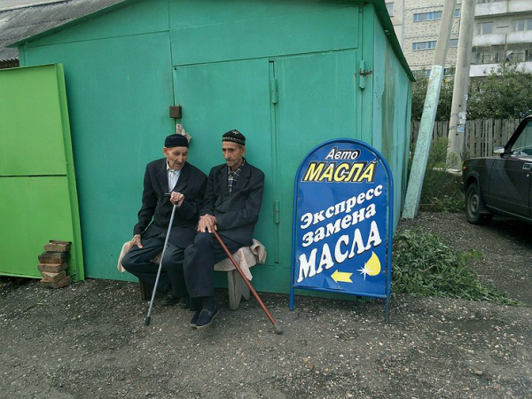 Почему нельзя выбирать синтетическое моторное масло 5W30, исходя из его цены