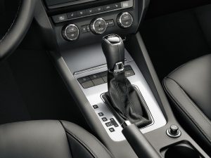 Сколько &laquo;ходит&raquo; коробка автомат: робот, вариатор и АКПП  &nbsp;