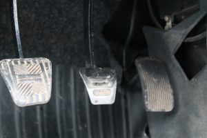 Тугая педаль сцепления: причины&nbsp; неисправности