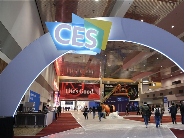 Выставка электроники CES−2024: почему российский автопром обречен остаться лузером Выставка электроники CES−2024: почему российский автопром обречен остаться лузером
