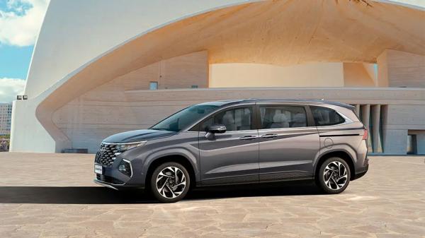 В России начались &laquo;живые&raquo; продажи Hyundai Custo