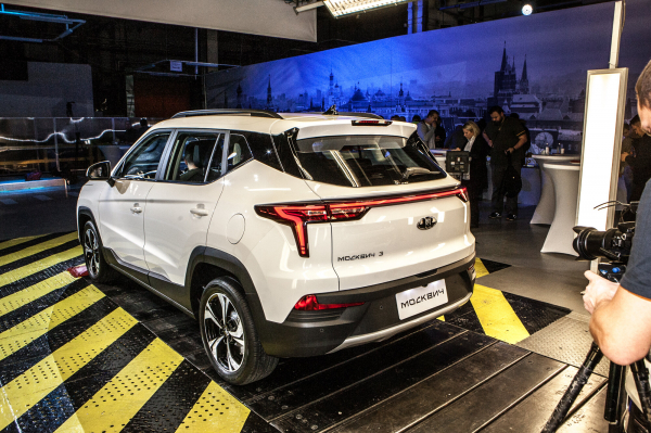 Автосалоны стали продавать кроссовер &laquo;Москвич 3&raquo; с дополнительной скидкой