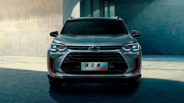 В Россию привезли недорогой семиместный Chevrolet по цене Largus