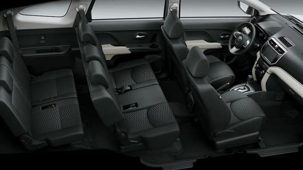 В РФ привезли недорогую и надежную 7-местную модель Toyota