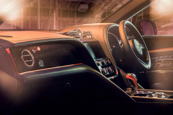 Mulliner создает уникальный Bentley Bentayga в честь героя войны