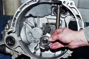 Поменял сцепление: не включаются передачи после замены Поменял сцепление: не включаются передачи после замены