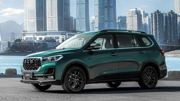 Семиместный кроссовер за 2,7 миллиона: как купить SWM G05 Pro за 24 тысячи рублей в месяц Семиместный кроссовер за 2,7 миллиона: как купить SWM G05 Pro за 24 тысячи рублей в месяц