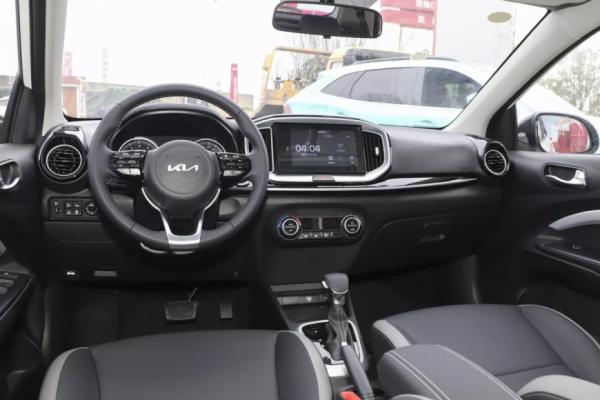 В РФ стартовали продажи нового &laquo;неубиваемого&raquo; кроссовера KIA KX1 из Китая