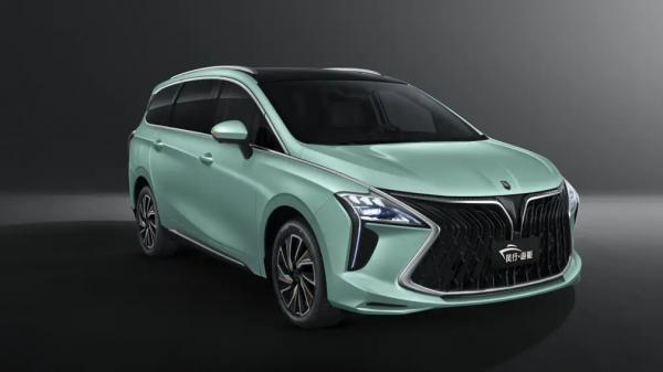 Forthing в 2024 году планирует произвести и реализовать в России 10 тыс. машин Forthing в 2024 году планирует произвести и реализовать в России 10 тыс. машин