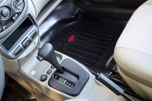 Дергается АКПП: почему пинается автоматическая коробка передач