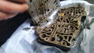 Дергается АКПП: почему пинается автоматическая коробка передач