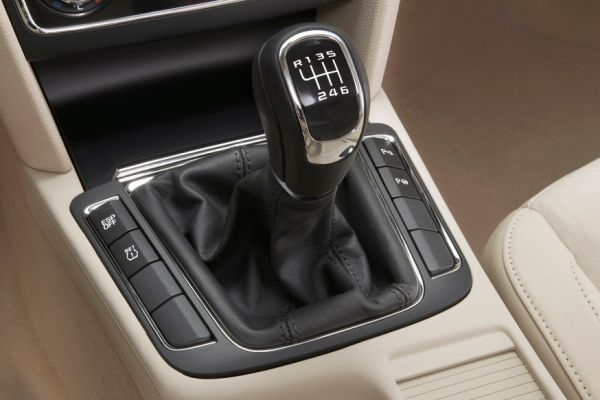 Как переключать передачи без сцепления на автомобиле