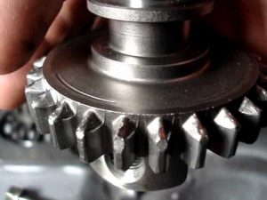 Основные неисправности механической коробки и затрудненное включение передач Основные неисправности механической коробки и затрудненное включение передач