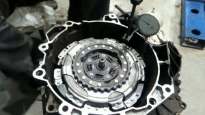 Робот и замена сцепления: коробка DSG