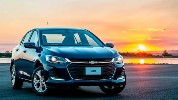 В РФ привезли один из самых дешевых седанов Chevrolet