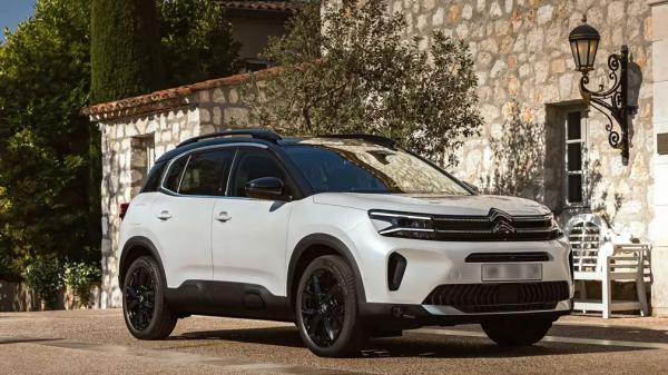 В РФ начались продажи кроссовера Citroen C5 Aircross