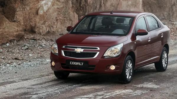 В РФ еще сильнее подешевел один из самых доступных седанов Chevrolet
