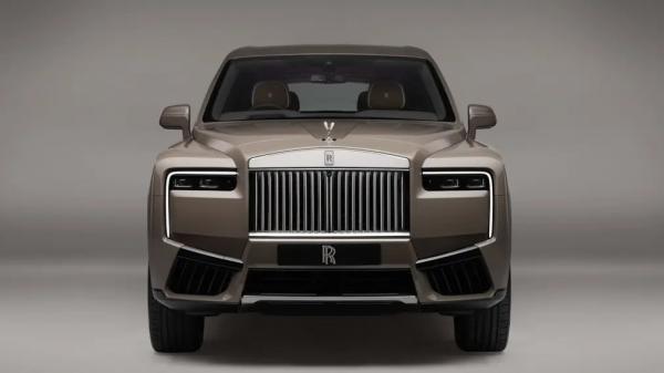 Дебютировал обновлённый люксовый вседорожник Rolls-Royce Cullinan